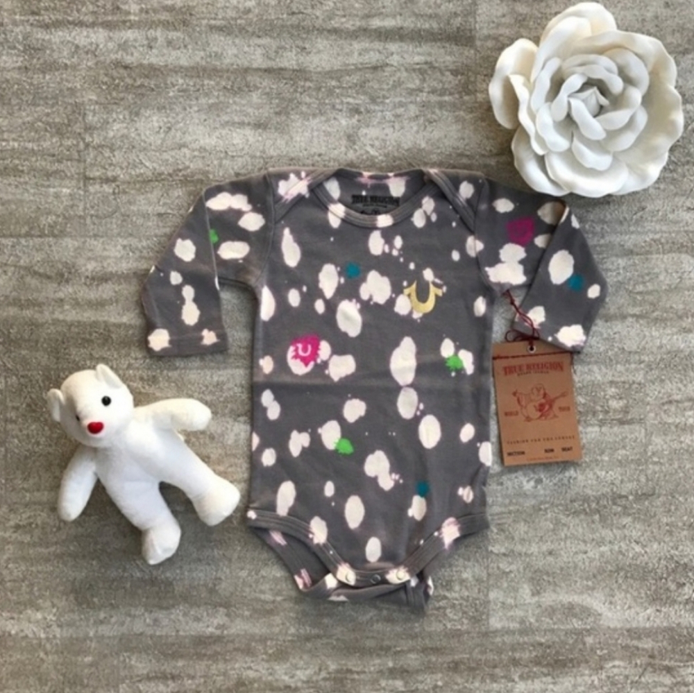 TRUE RELIGION INFANT ONESIE